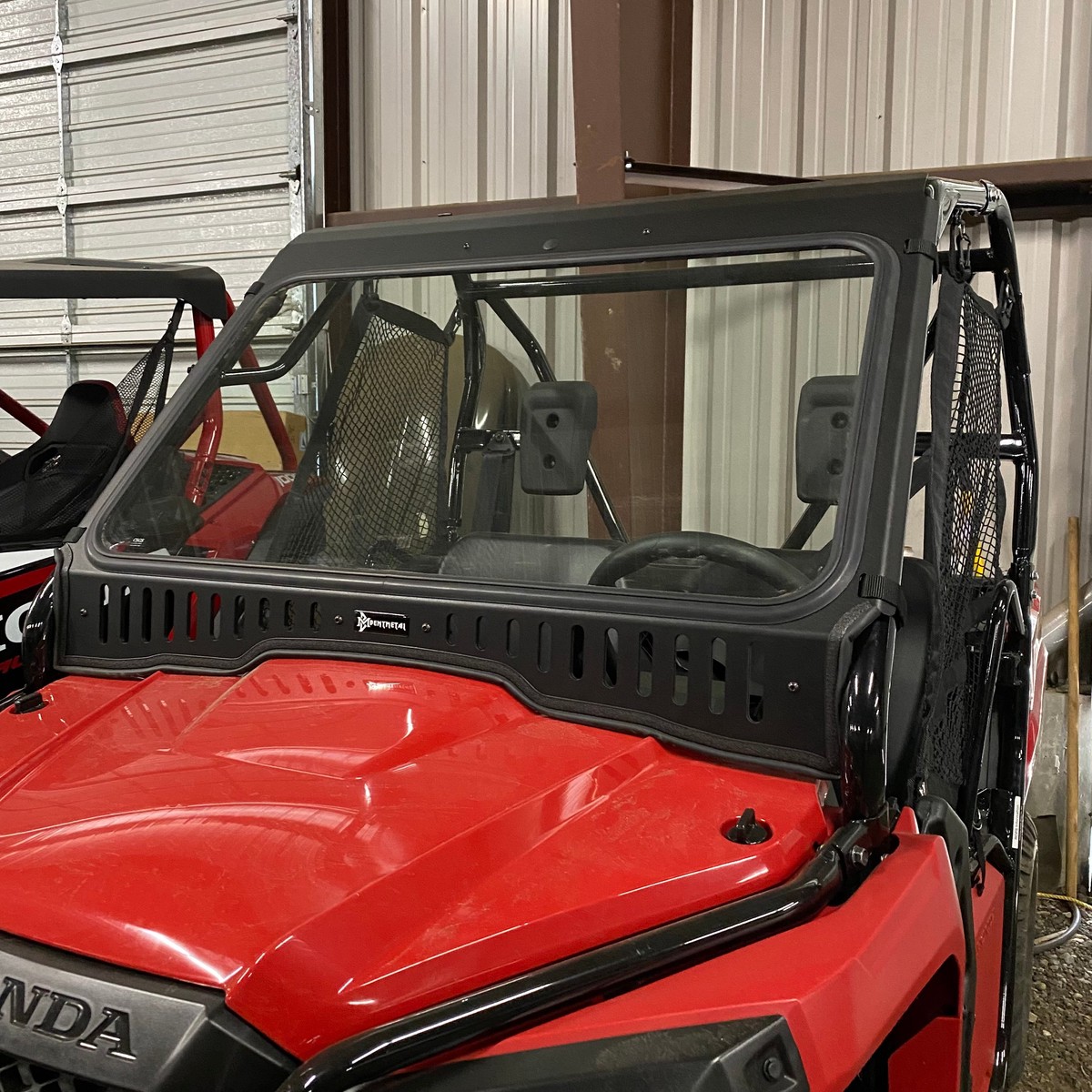 Honda Pioneer 500520 Vented Glass Windshield